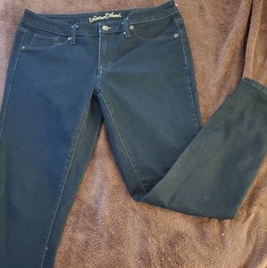Regular dark capris jeans